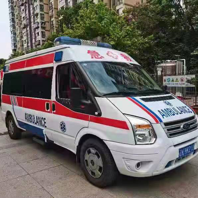 英吉沙长途救护车护送病人返乡
